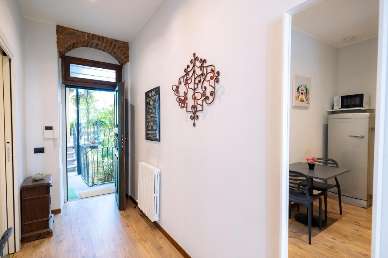The Red Bricks Home - San Babila Area Milán Exterior foto