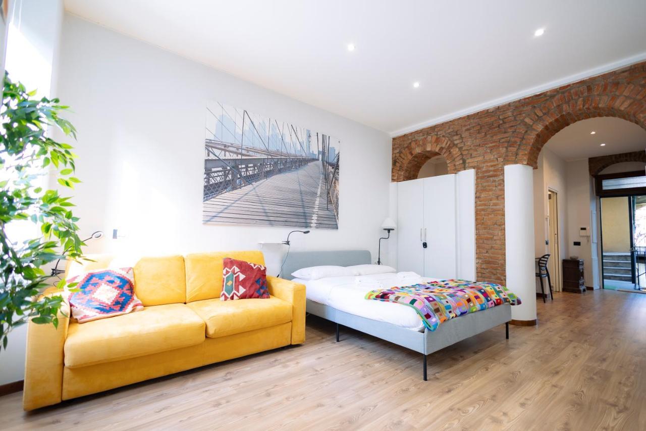 The Red Bricks Home - San Babila Area Milán Exterior foto
