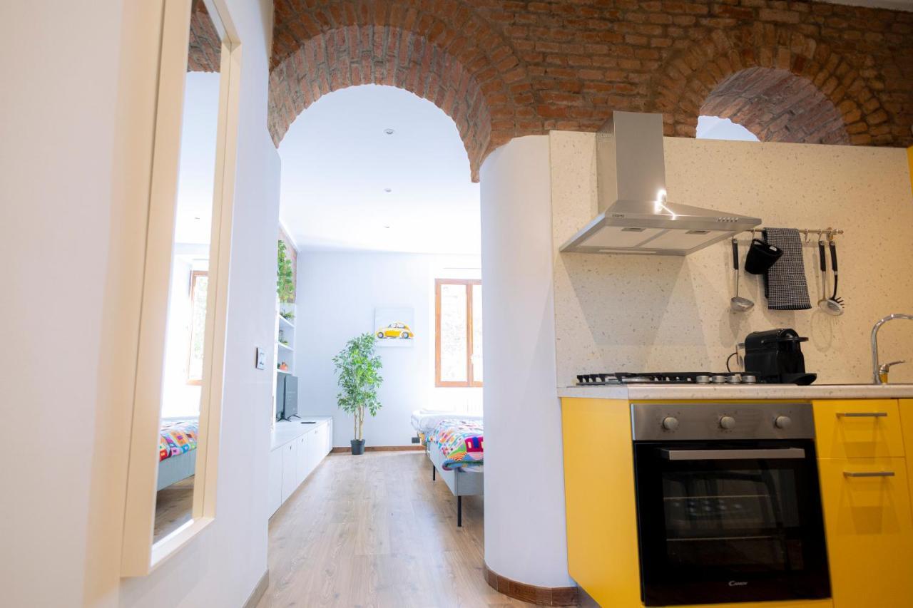 The Red Bricks Home - San Babila Area Milán Exterior foto